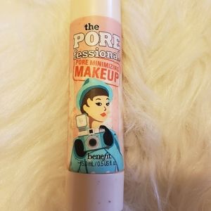 Benefit pore fessionals shade 5 never used